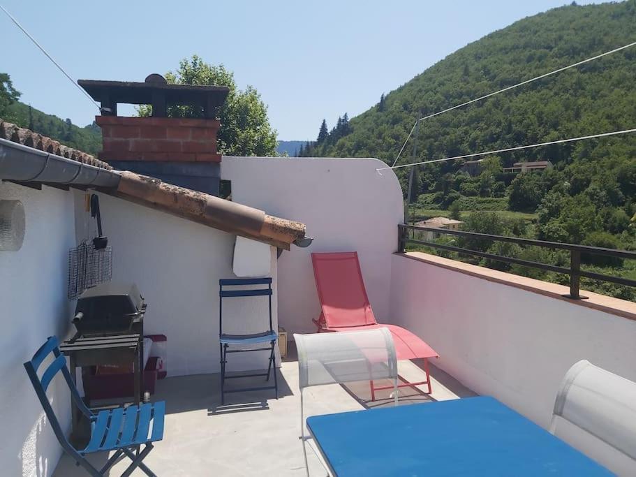Superbe Appartement Au Coeur Des Cevennes Avèze Exterior foto